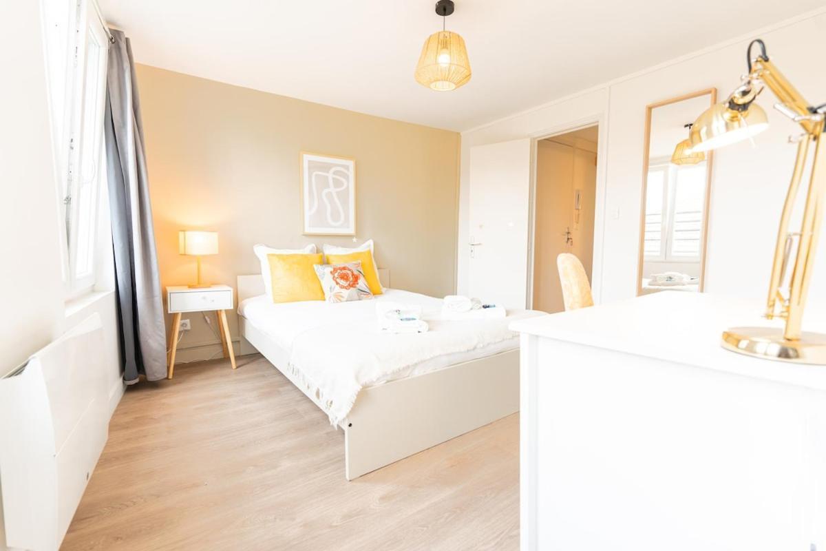 Duplex Confortable En Centre Avec 2 Chambres Chalons-en-Champagne Exterior photo